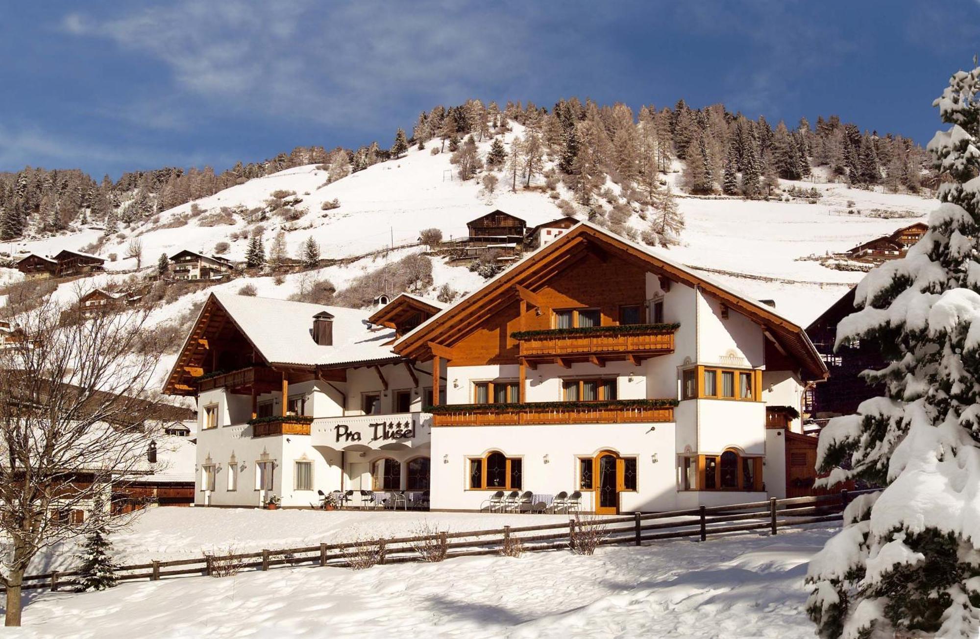 Hotel Pra Tlusel Selva di Val Gardena Exterior photo